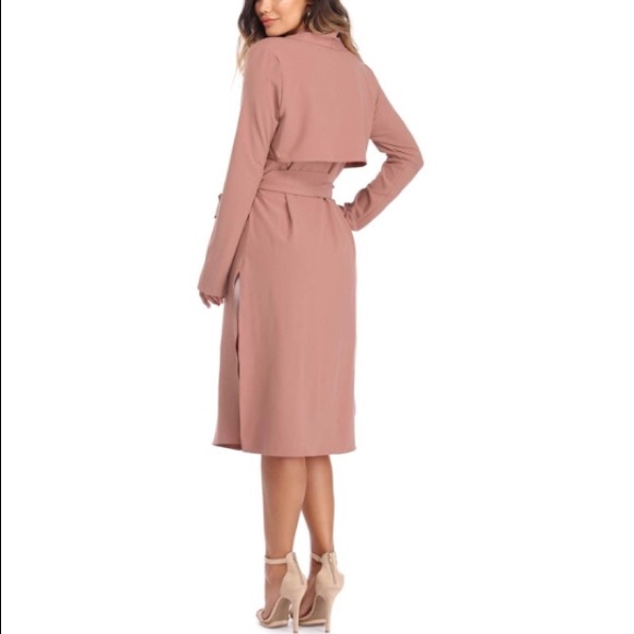 Black Trench coat with waist tie - Picture 3 of 8